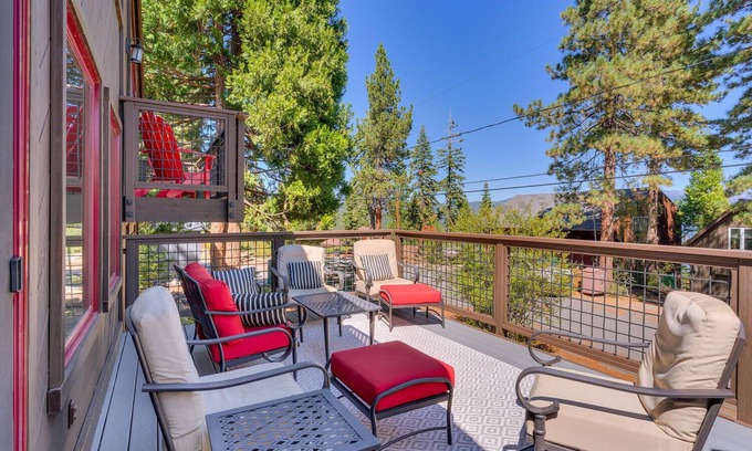 Lake Forest House | Forever Edgewood - Lakeview - TLUXP