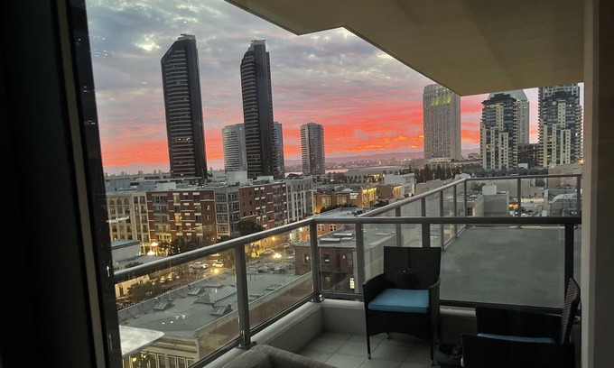 Pacific Terrace Condo | Gaslamp Luxury High Rise Condo