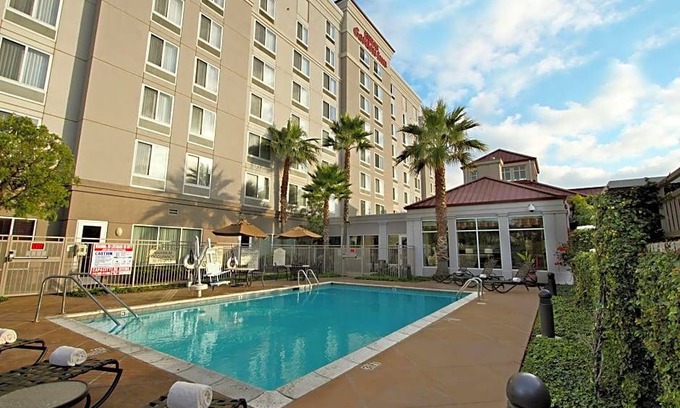 Oxnard Hotel | Hilton Garden Inn Oxnard/Camarillo