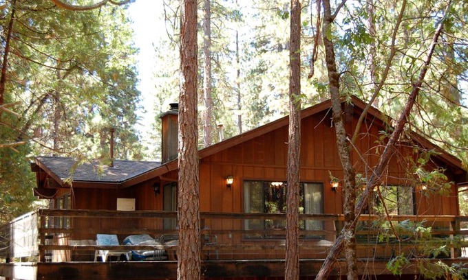 North Wawona House | House ∙ 1 bedroom ∙ 10 guests