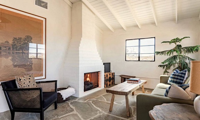 Yucca Valley House | House ∙ 2 bedrooms ∙ 6 guests