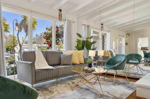 East San Mateo House | House ∙ 2 bedrooms ∙ 7 guests