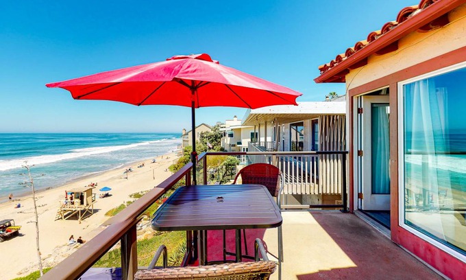 Carlsbad Village House | House ∙ 6 bedrooms ∙ 16 guests