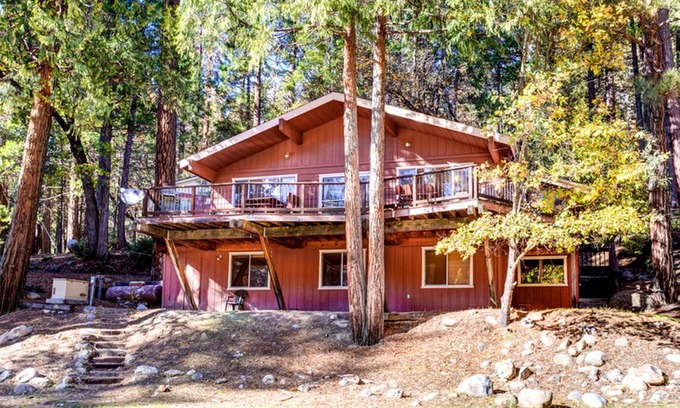 North Wawona House | House ∙ 6 bedrooms ∙ 16 guests