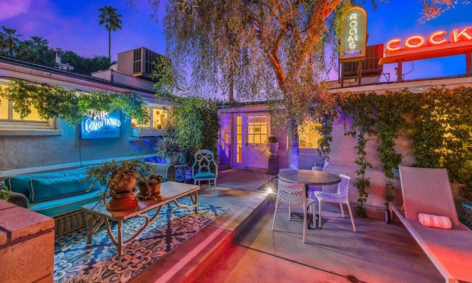 Tahquitz River Estates House | Mid Century Perfection! - Canyon Chic Cottage
