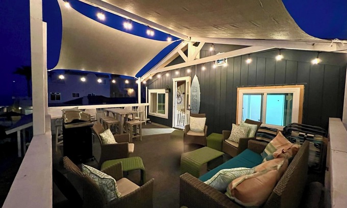 South Mission Beach House | Month of July 2025 Available! Cheaper by the month! Big Blue Ocean view!