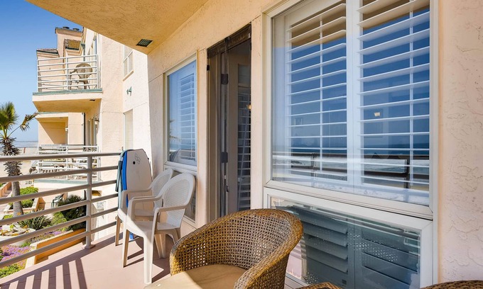 Imperial Beach Condo | New Listing Oceanfront 2 Bedroom/2 Bathroom