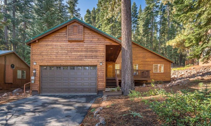 Truckee House | Niles by Tahoe Truckee Vacation Properties