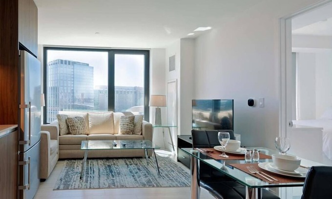 Pacific Terrace Apartment | nr Waterside Shopping | Family-friendly 1BR| CA