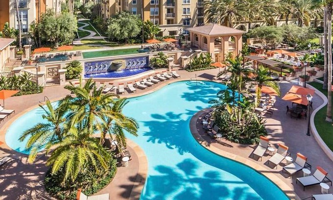 Airport Area Resort | Private room ∙ 1 guest