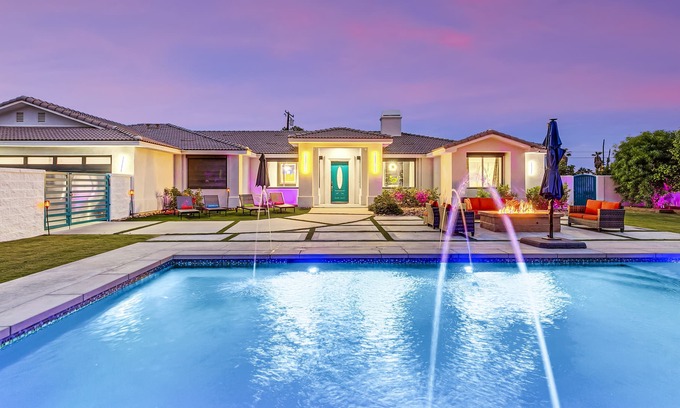 Desert Park Estates House | Rising Sun House: Pool, Spa, GameRoom,PetFriendly!