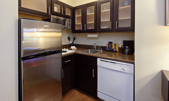 Fairfield Apartment | Studio flat ∙ 1 bedroom ∙ 3 guests