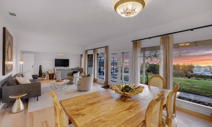 Leucadia House | Stunning 4 BD Beach House Retreat w/Ocean Views