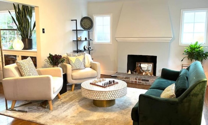 Mount Carmel House | Stylish & Serene Home Plus Cottage