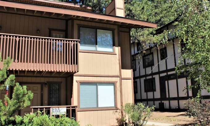 Summit Estates Condo | Summit Ski Shack Big Bear Lake