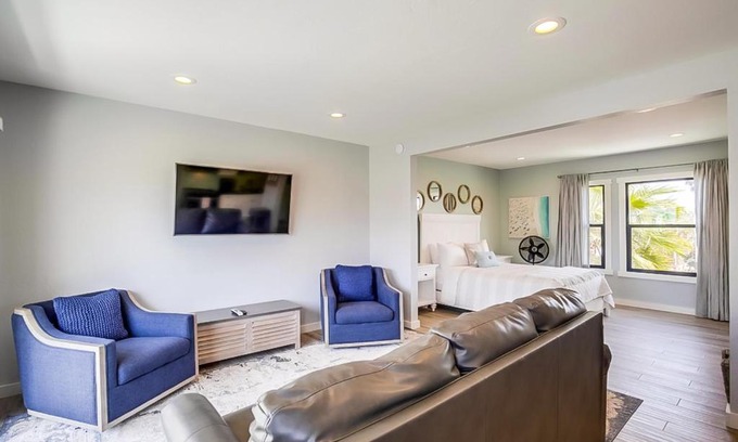 Mission Beach Apartment | Tangiers Oasis