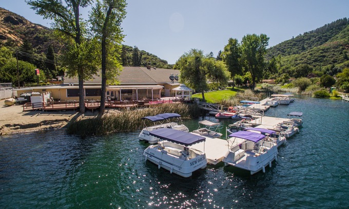 Upper Lake Hotel | The Lodge at Blue Lakes Upper Lake