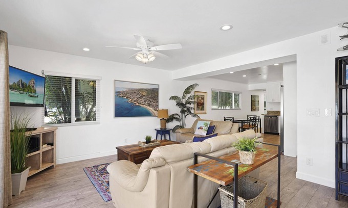 West Newport Condo | The Perfect Beach House for a Family Trip to the Coast | Steps to Beach | Sunny & Hyper Clean