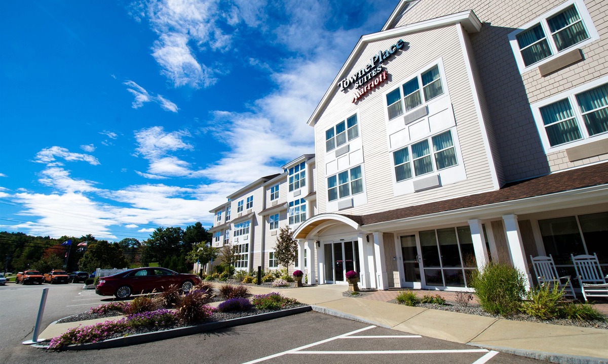 Laconia Hotel | TownePlace Suites by Marriott Gilford