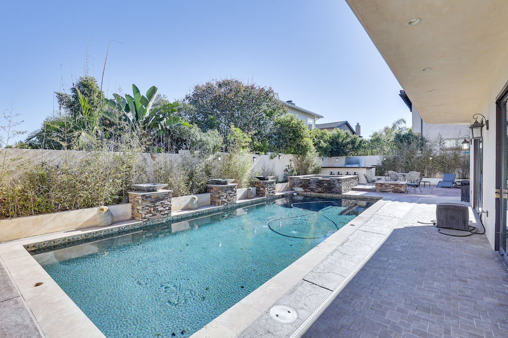 Leucadia House | Luxury Beach House in Encinitas w/ Saltwater Pool!