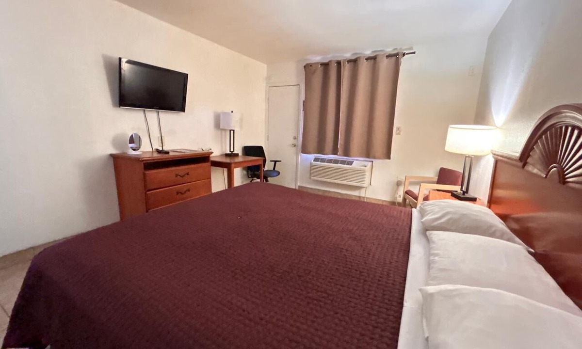 Kingsland Hotel | Kings Suites Near Naval Base I-95 Kingsland