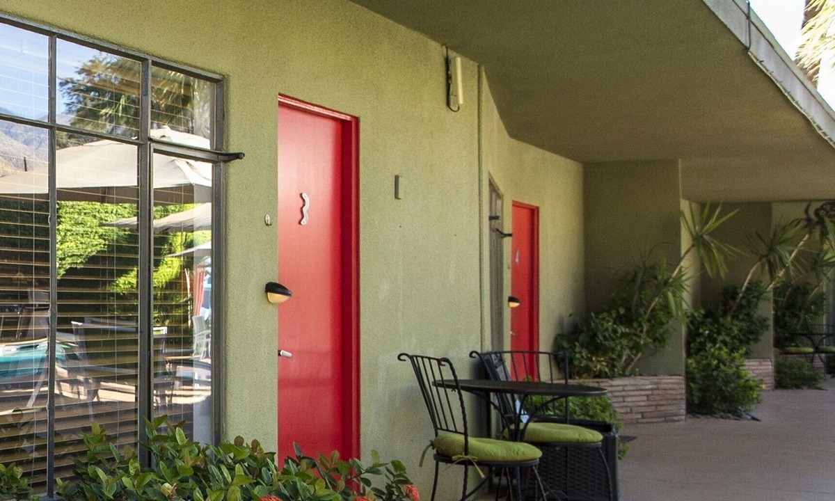 Tahquitz River Estates Hotel | Desert Riviera Hotel- A Town & Desert Boutique Hotel