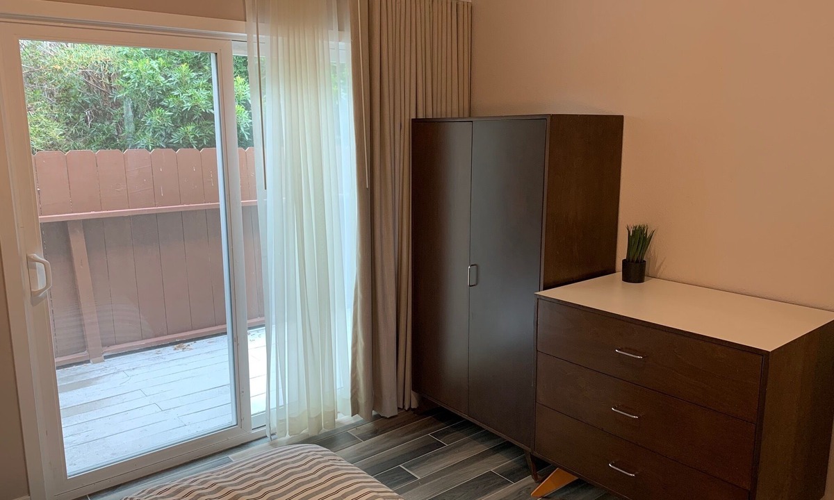 Mission Hills Apartment | Newer private apart-hotel suite in Old Town