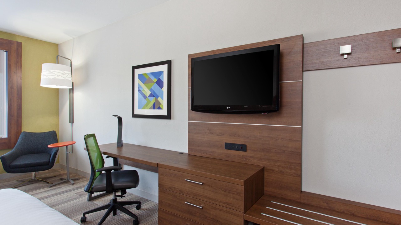 Photo of Livingroom in Corona