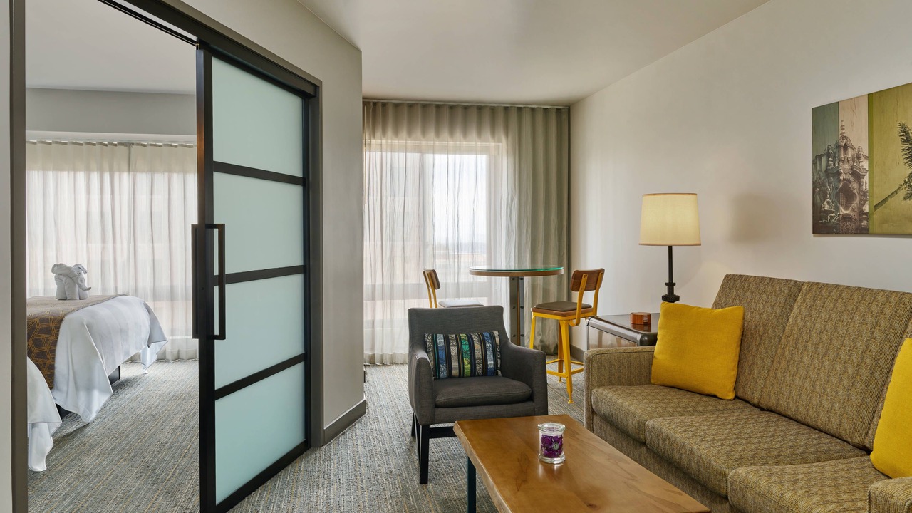 Photo of Livingroom in Civic Core
