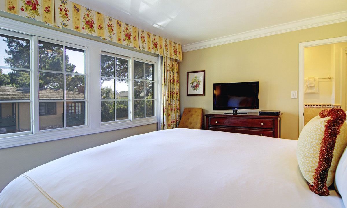 Photo of Bedroom in Golden Rectangle