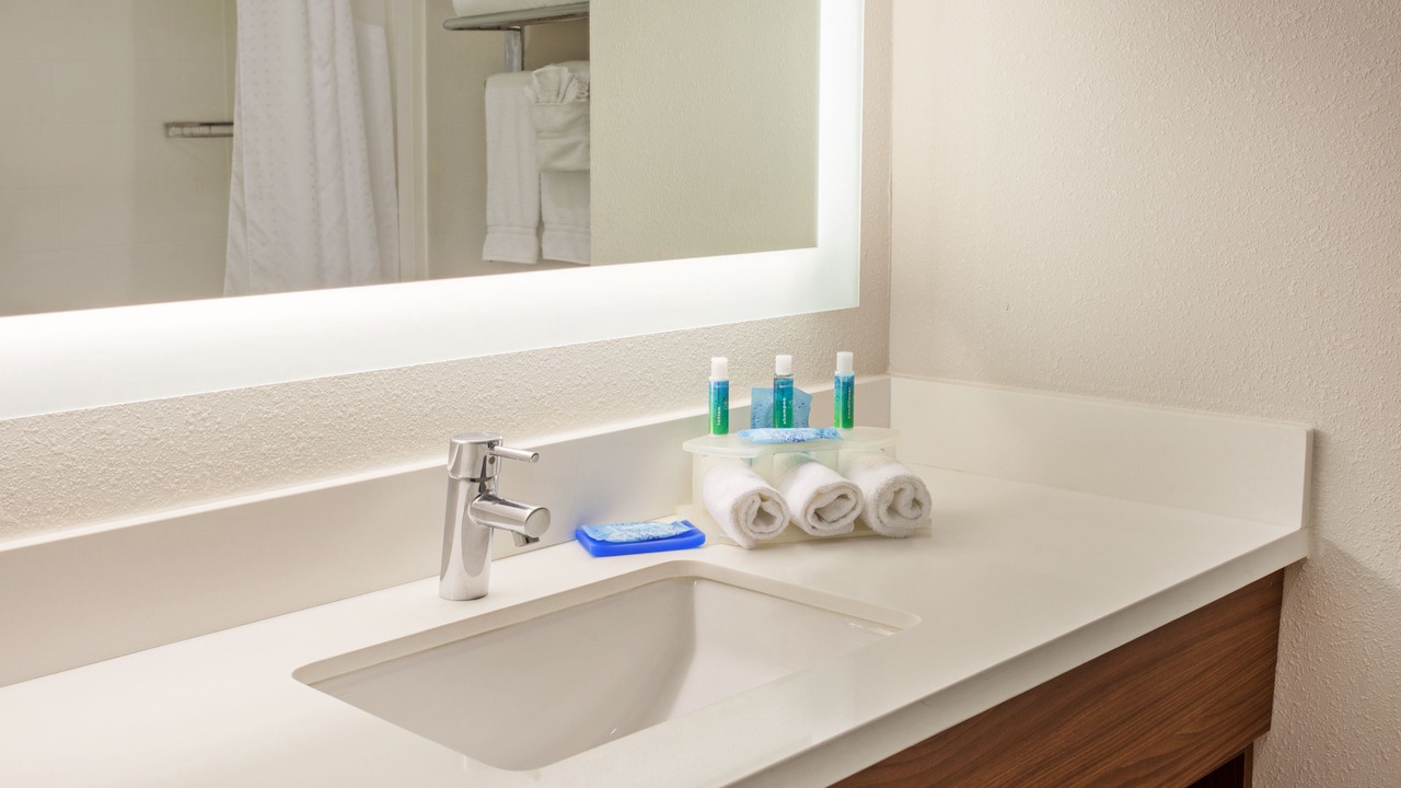 Photo of Bathroom in Corona