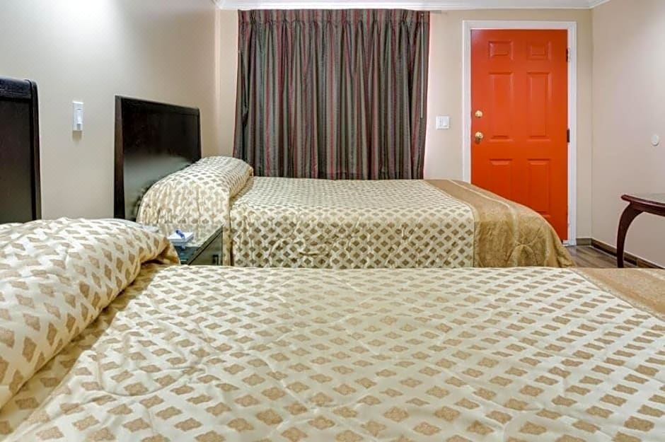 Photo of Bedroom in Orange