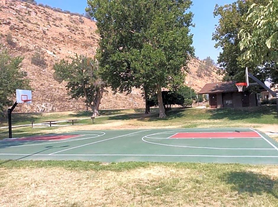Photo of Others in Kernville