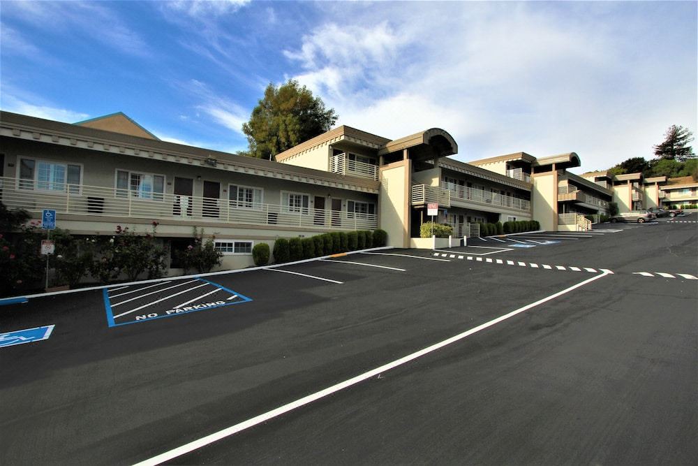Photo of Buildings in Hayward