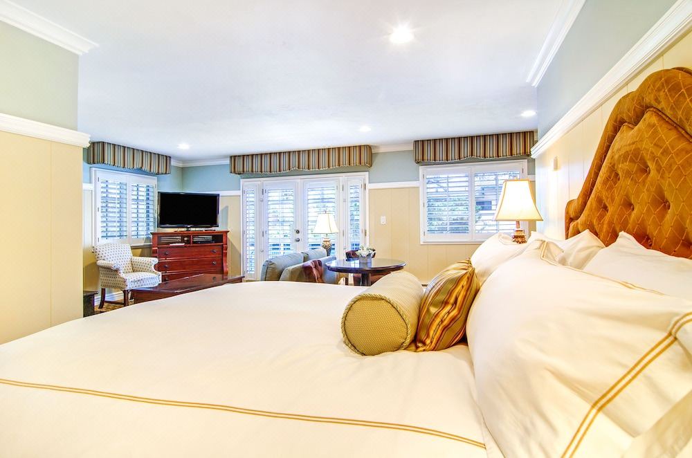Photo of Bedroom in Golden Rectangle
