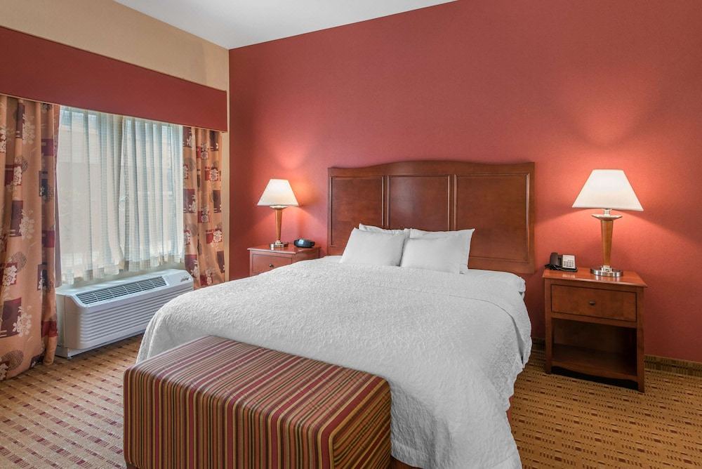 Photo of Bedroom in Pacific