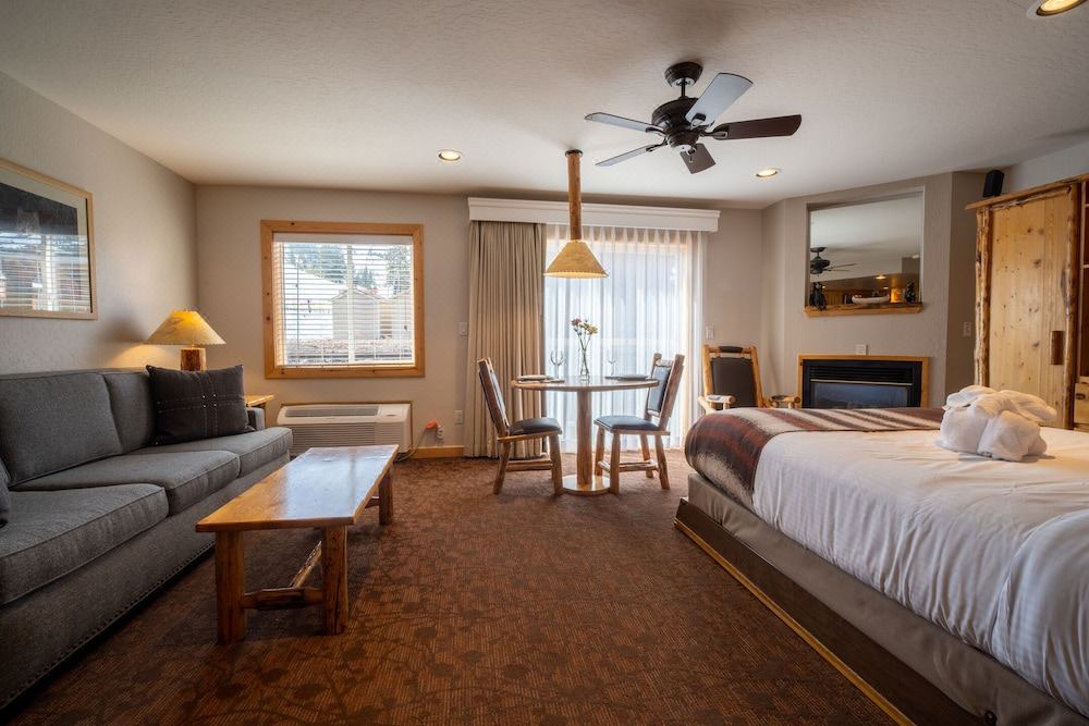 Photo of Livingroom in Olympic Valley