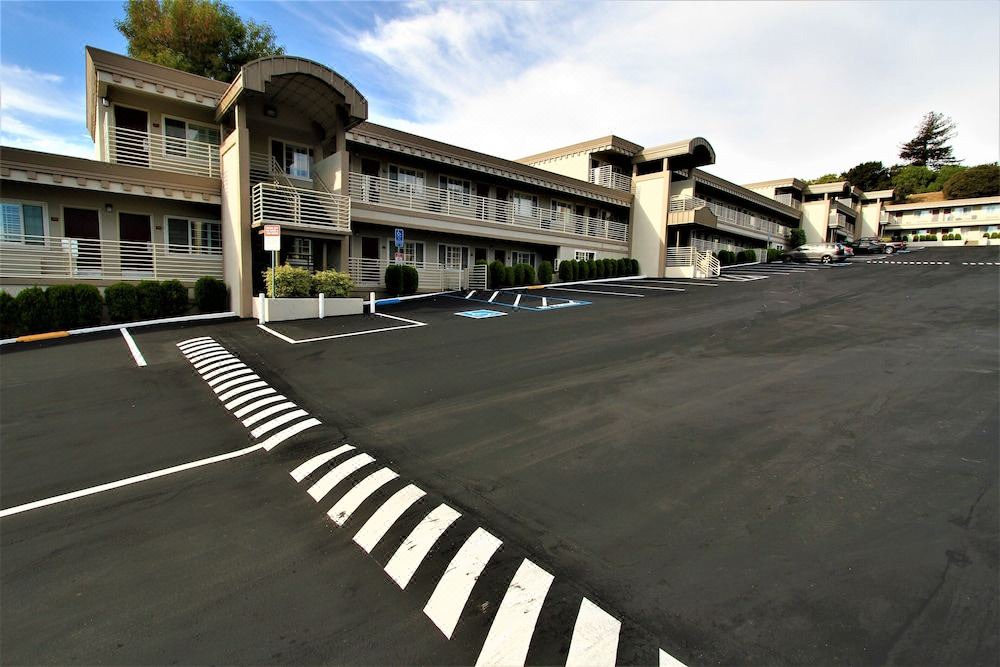 Photo of Buildings in Hayward