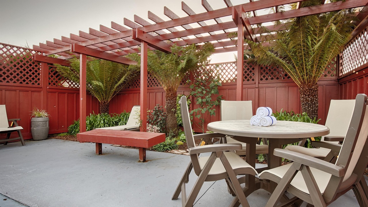Photo of Patio Balcony in Pacific