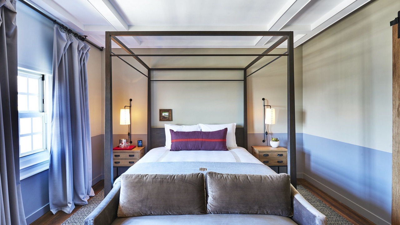 Photo of Bedroom in Hollywood