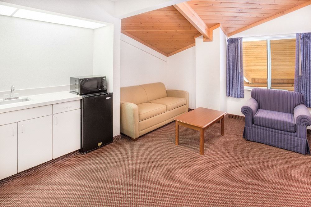 Photo of Livingroom in Willows