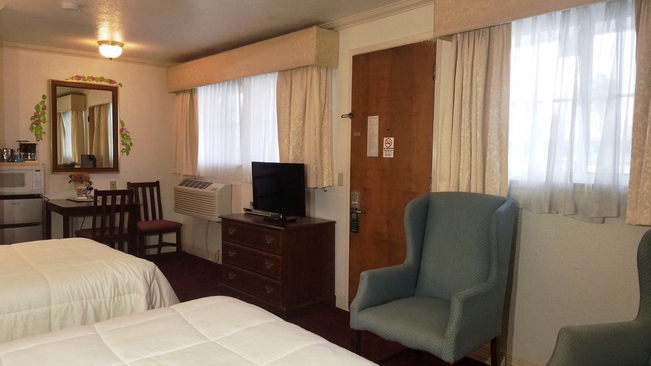 Photo of Livingroom in Palo Alto