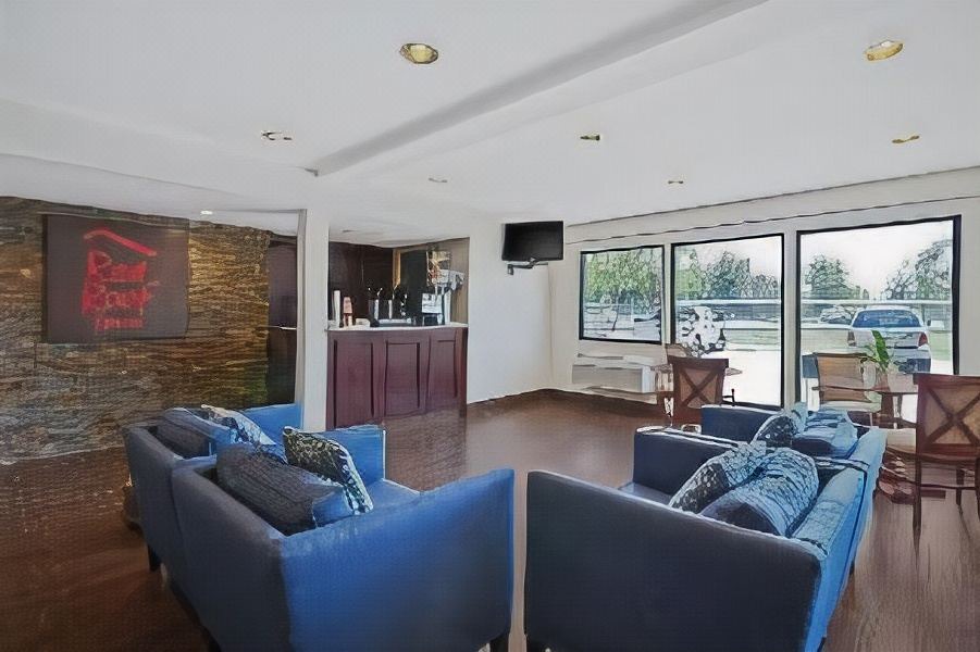 Photo of Livingroom in Tulare