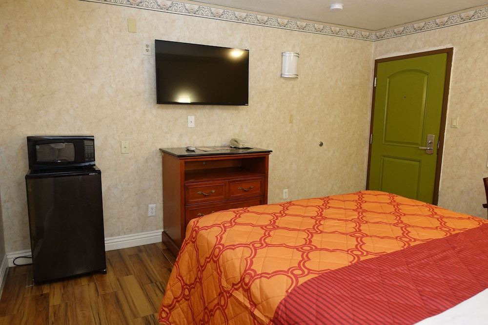 Photo of Bedroom in Garden Grove