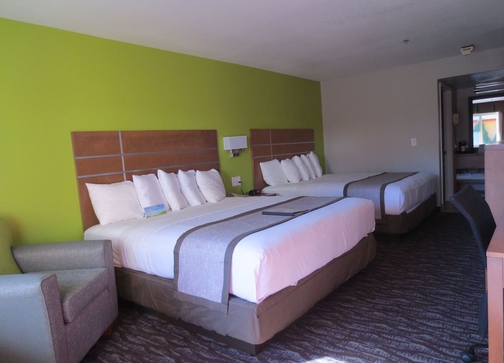 Photo of Bedroom in Pacific