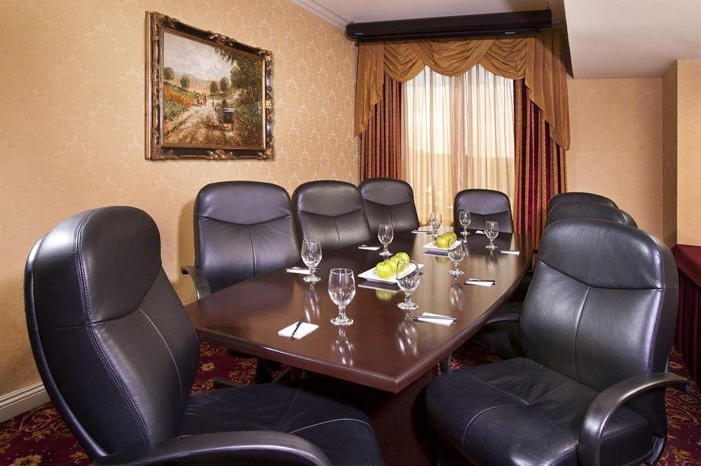 Photo of Livingroom in Hawthorne