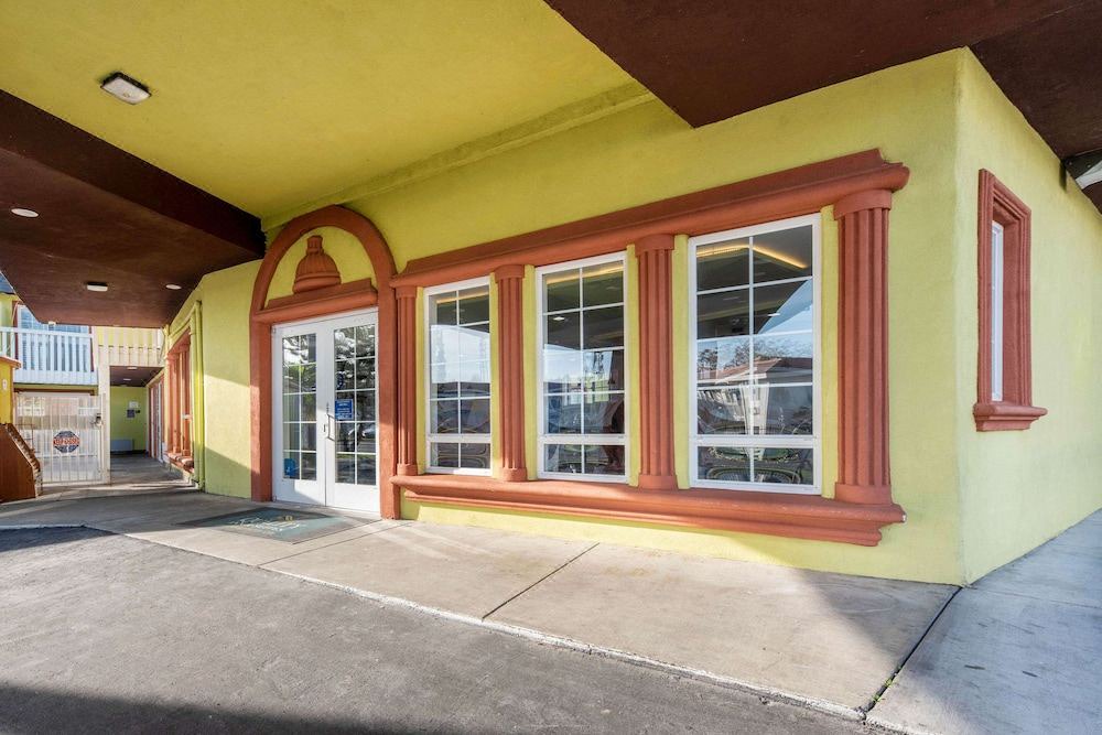 Photo of Buildings in Central Sacramento