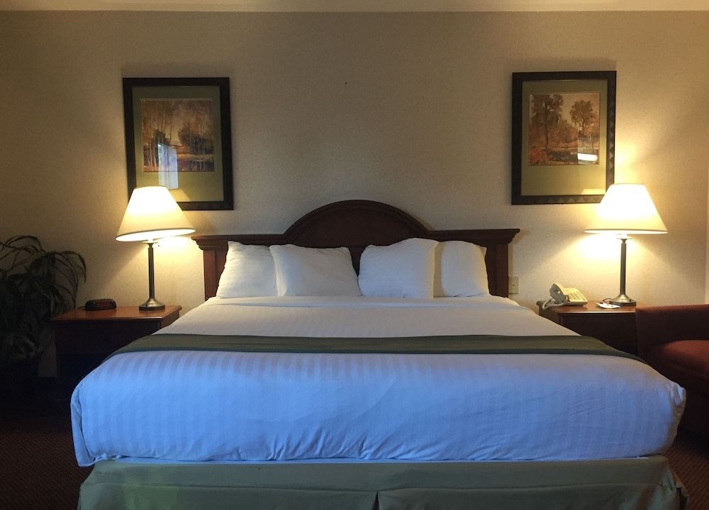Photo of Bedroom in Willows