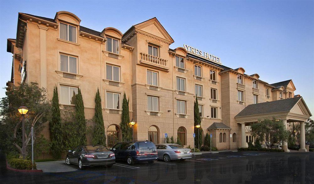 Photo of Buildings in Hawthorne