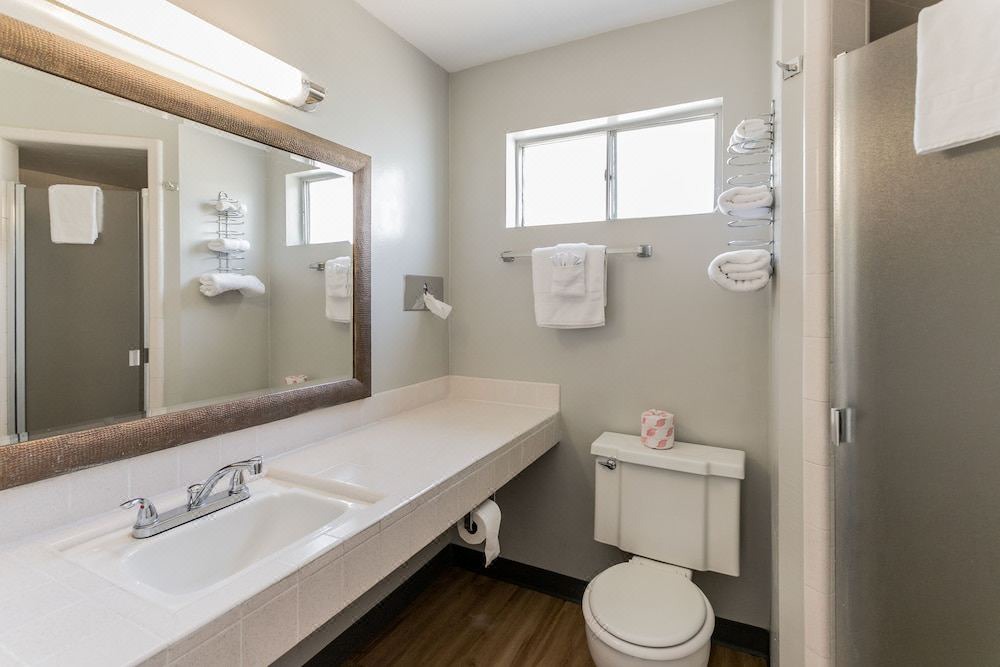 Photo of Bathroom in Lakeport